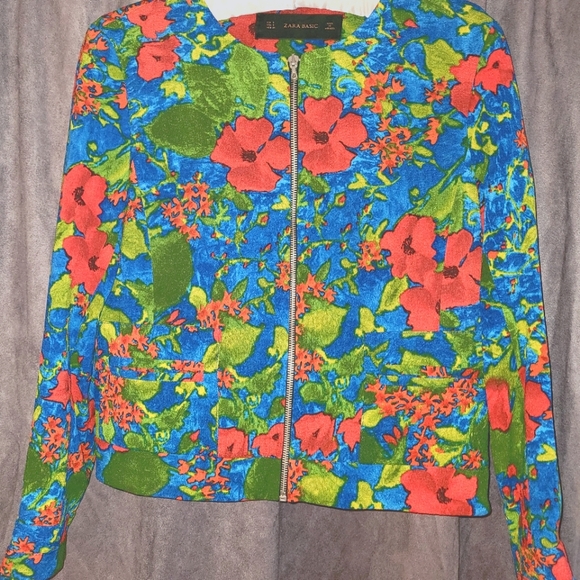 Zara Bold Floral Blazer - Picture 1 of 6